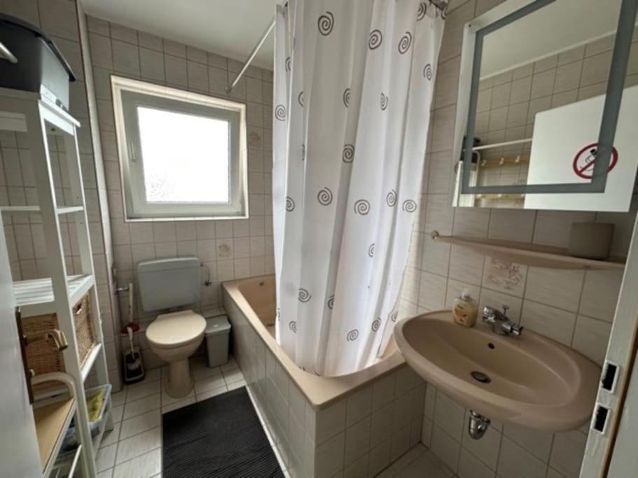 Apartment 6-personen In Direkter Naehe Von Messe Und Flughafen Köln